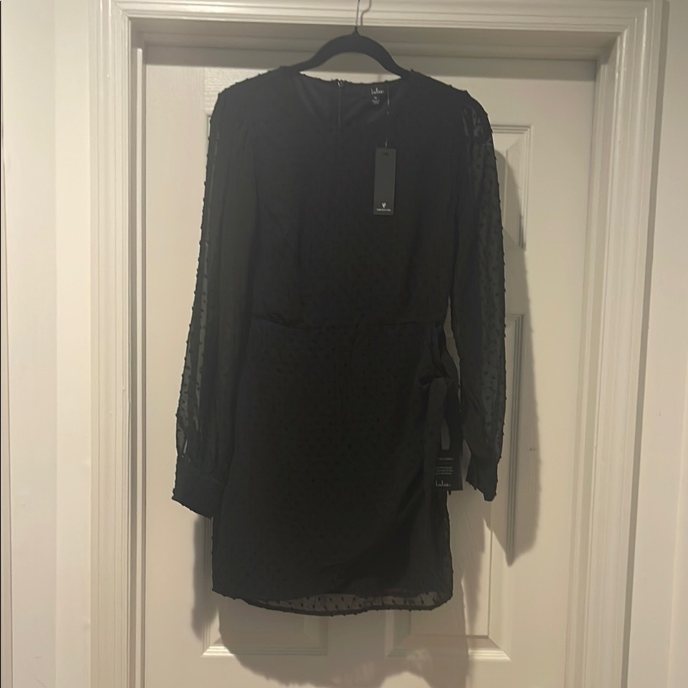 NWT Lulu's Wedding Guest Elegant Black Sheath dress w Long Shear Sleeves Mini M
